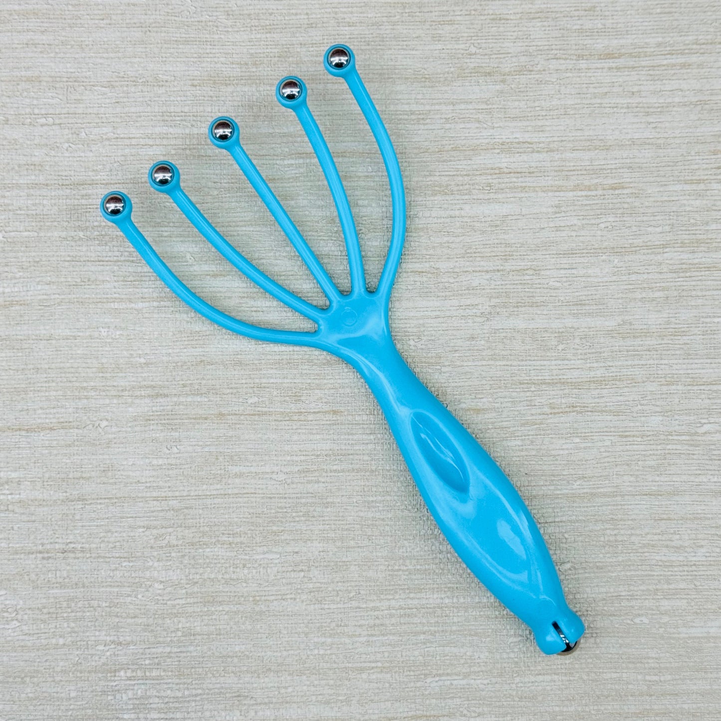 Handheld Claw Head Massager | Light Blue