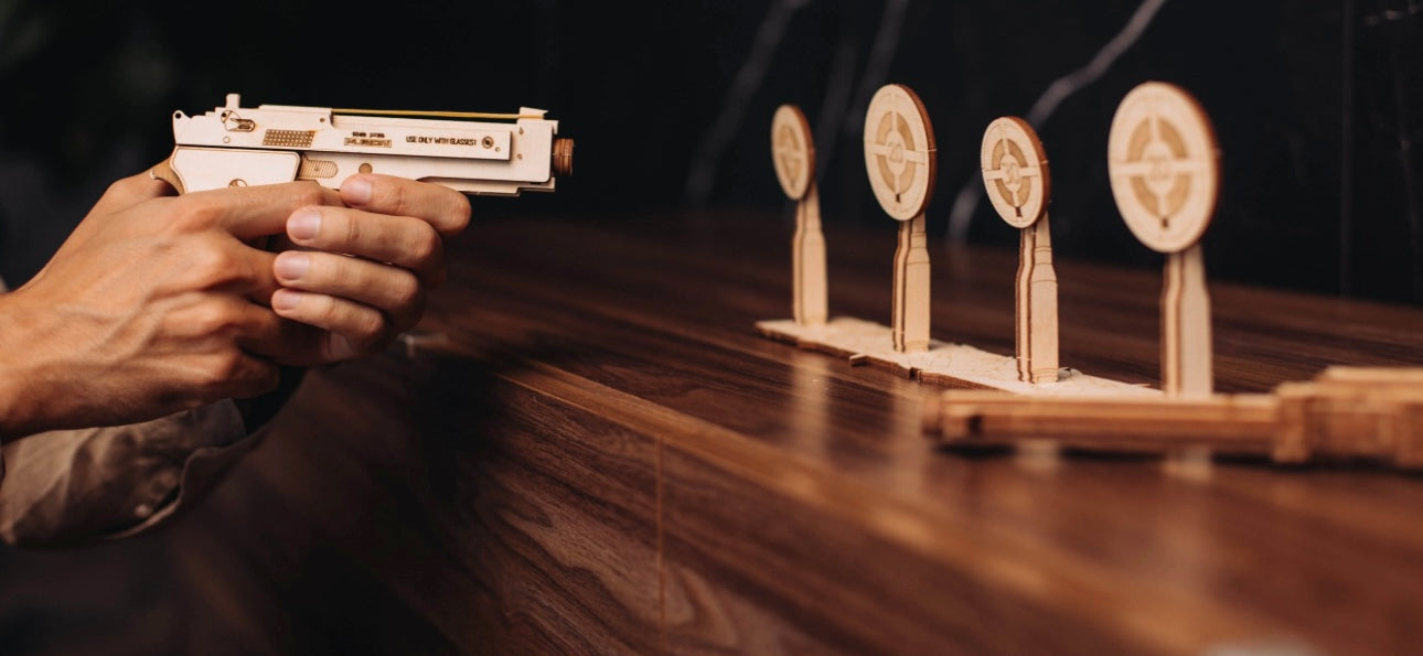 Gun M1 is a customized wooden 3D