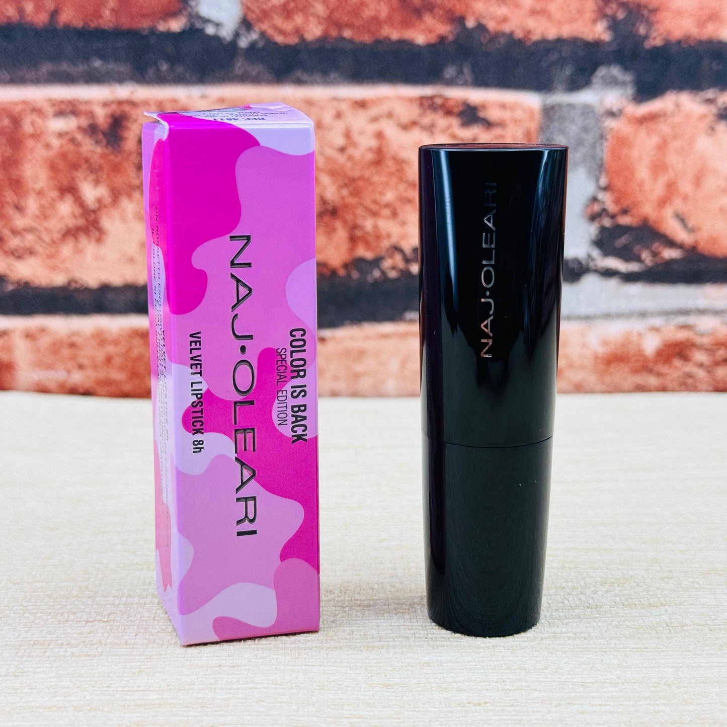 Naj Oleari Seduction Lipstick | 53 wild Blackberry