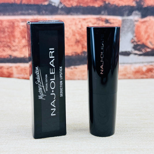 Naj Oleari Seduction Lipstick | 04 Red Attraction